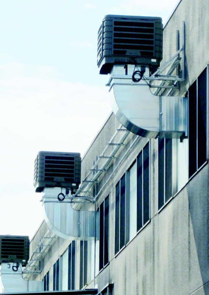FRESCO OK cooling unit mounted on the hall’s façade